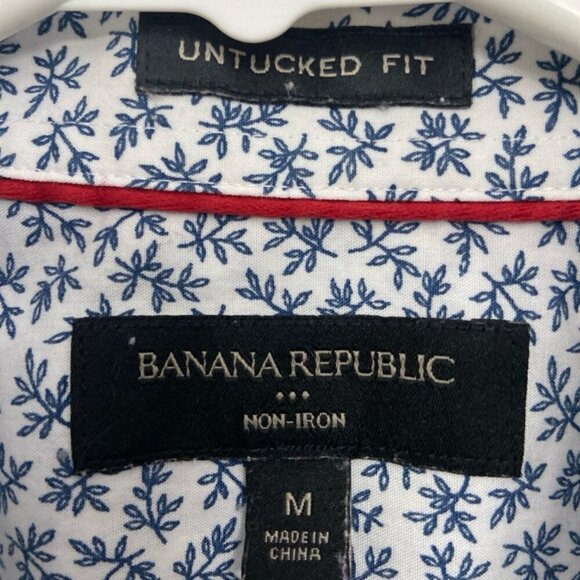 Banana Republic Men's L/S Button Up Shirt Size M Untucked Fit Blue White - Picture 3 of 4